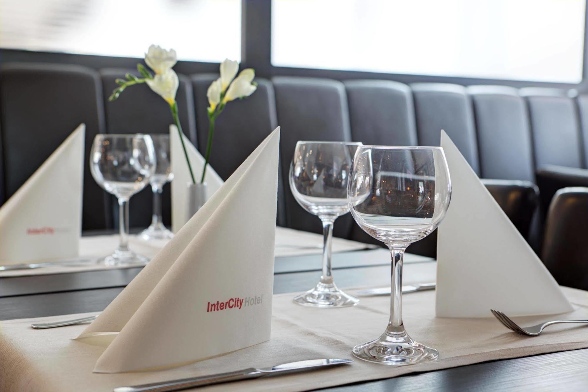 Intercityhotel Berlin Ostbahnhof Ngoại thất bức ảnh
